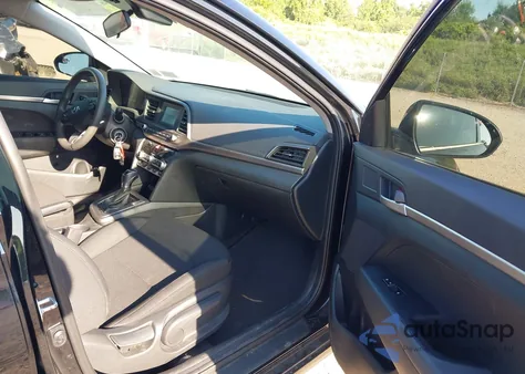 2020 Hyundai Elantra Se from USA, damaged, VIN 5NPD74LFXLH581213